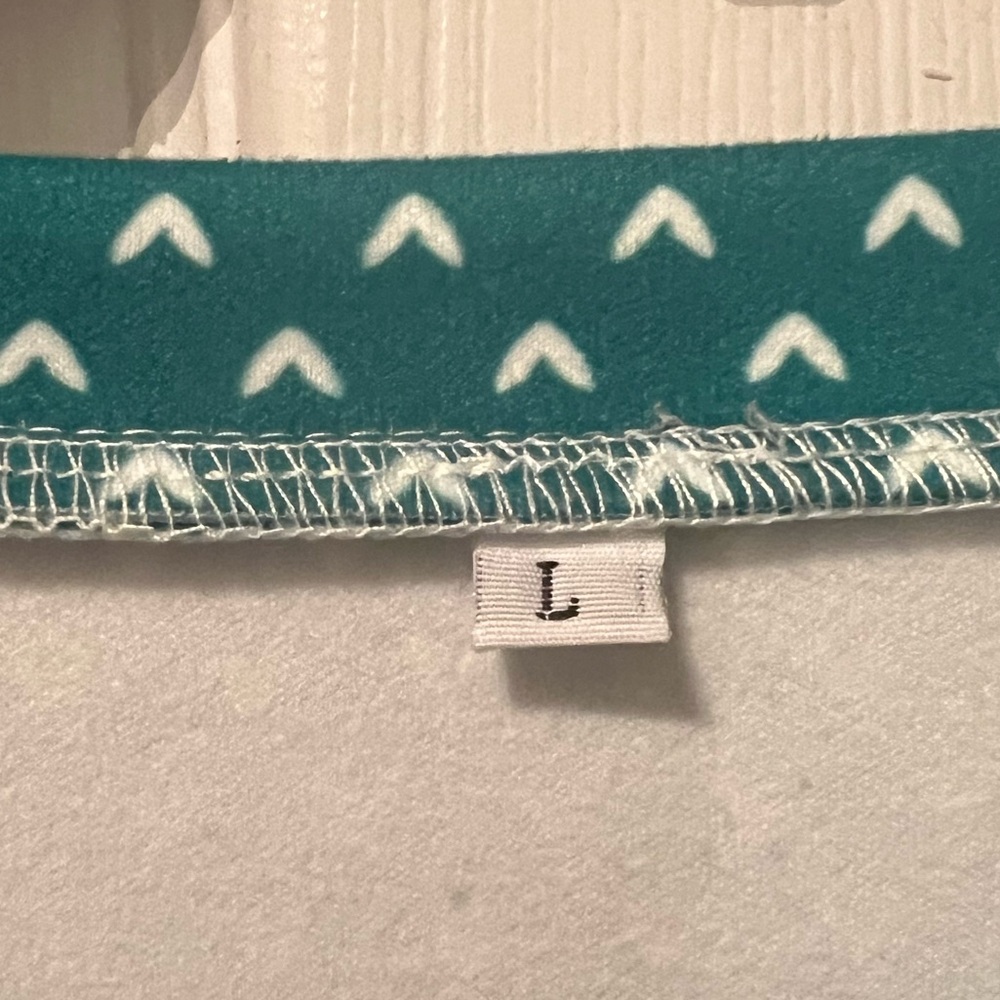 Like New Green Holiday Sweater Top With Knot At The Waist- Cute & Flattering - Picture 5 of 7